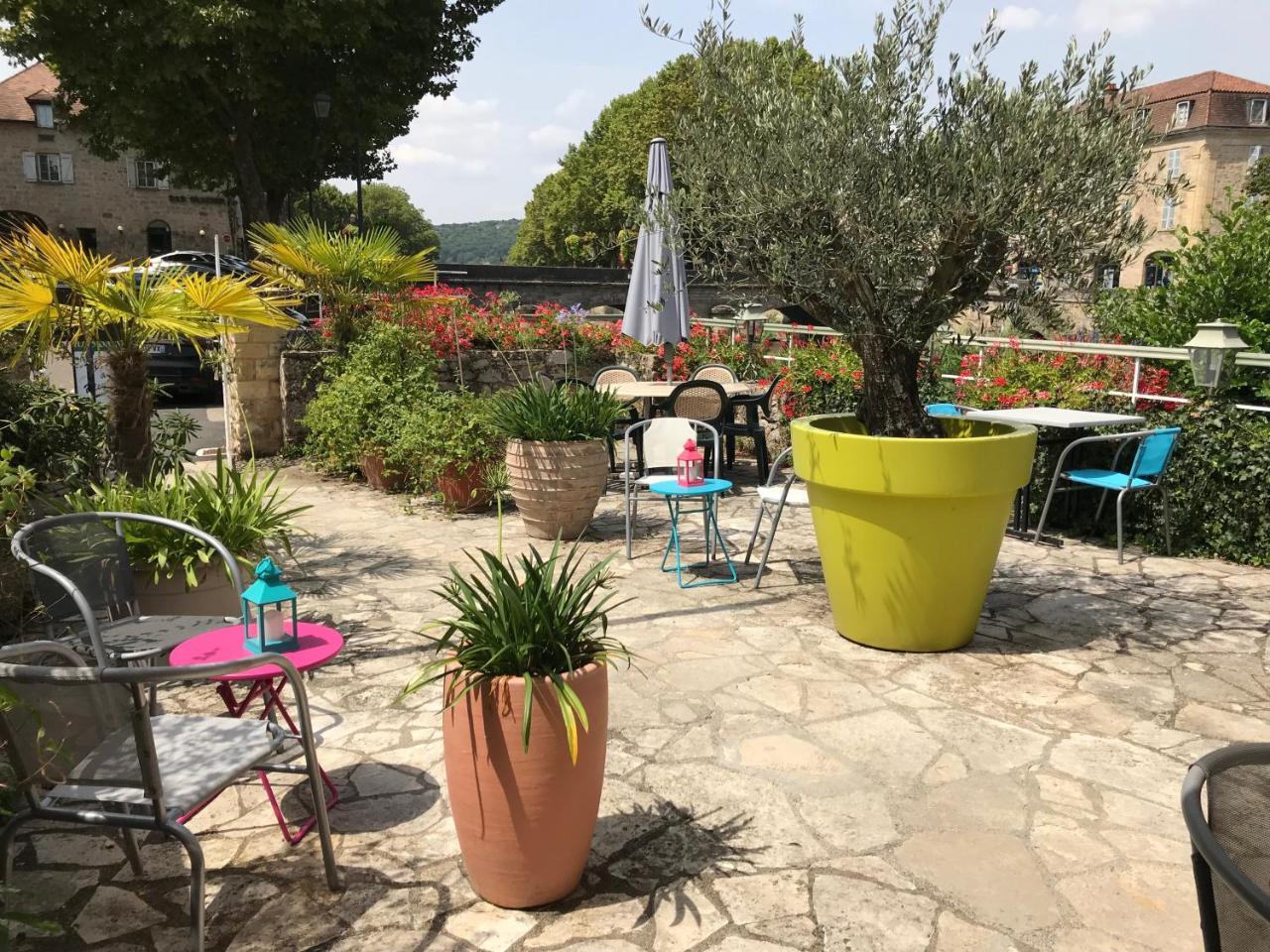 Hotel Des Bains Figeac Kültér fotó